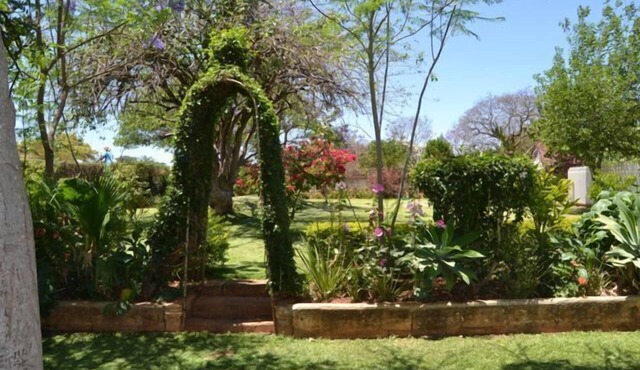 Ebuhleni Guest Lodge