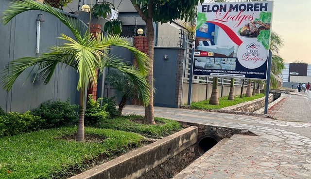ELON MOREH LODGE