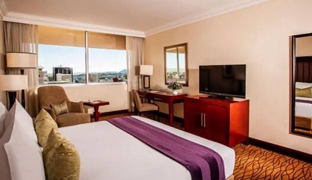 Enchanting Views In Namibia! Spacious Accommodation, Rooftop Pool, Free Parking!