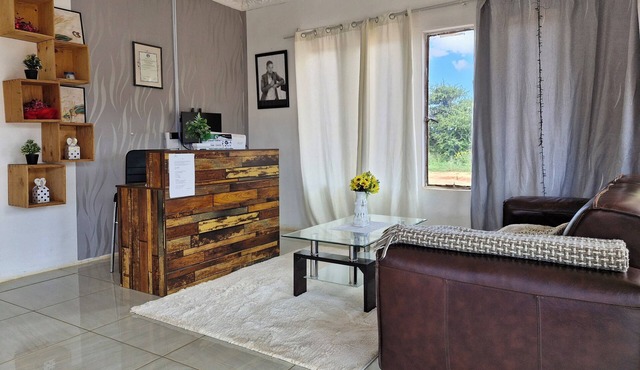 Enjoy Nature, Culture & Comfort in Spacious Standard, Suite & Family Rooms