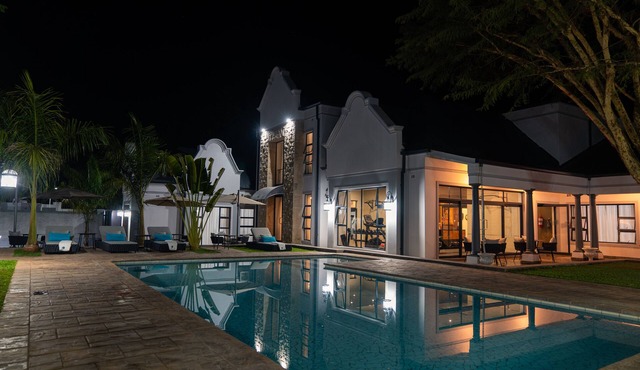 Ezulwini Villa Hotel