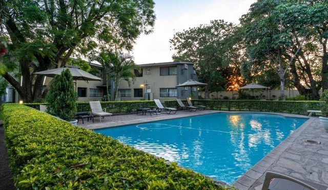 Fallsway Apartments - Louden Court