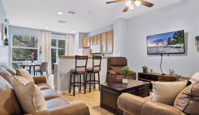 Family escape near Disney parks w/resort access