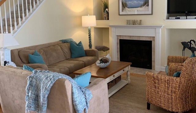 Family Friendly 3bd/2ba in Bear Trap-Close to Bethany Beach W/D, Porch, BBQ,WiFi