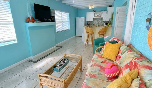 Family Fun Starts Here! Cozy 3BR + Sunroom, 2-Min Walk to the Beach!"