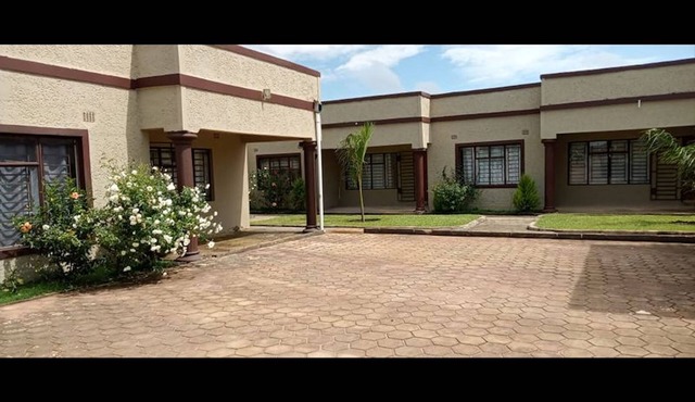 Fully Furnished Apartment with 3 bedrooms in Chililabombwe