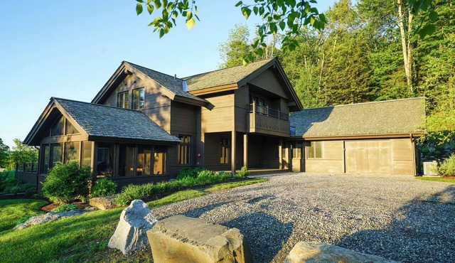 Gorgeous Von Trapp Villa with Spectacular Views