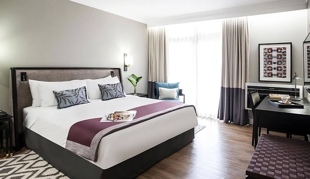 Group Getaway! 4 Contemporary Units with Free Parking and Shuttle, Outdoor Pool!