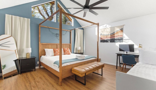 Heater Pool! 10 beds-4 K beds, Games, Gym, Theater