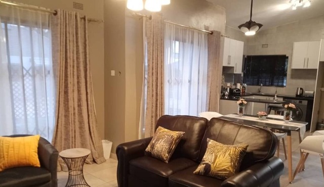 Immaculate 3 bedroomed guesthouse in Ilanda - 2041