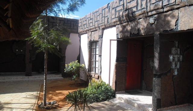 Isabel Guest Suites & Tours