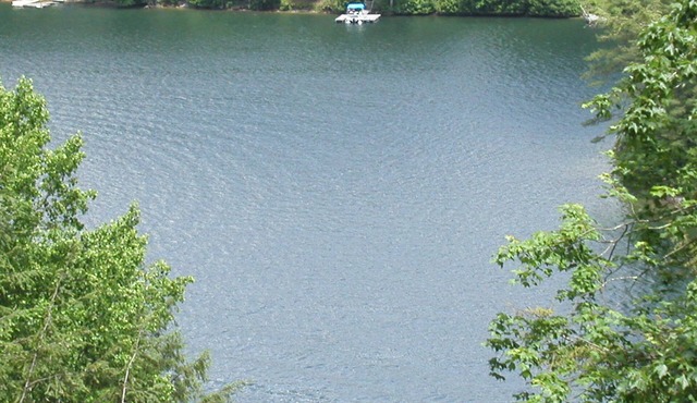 JULY 4th OPEN - Scenic Lake Glenville and Mountain Views in Trillium community.
