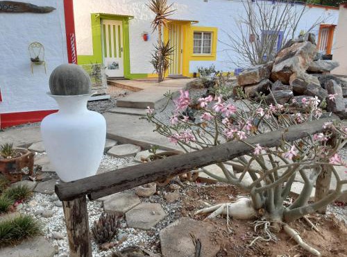 Kai-Oms Backpackers Lodge
