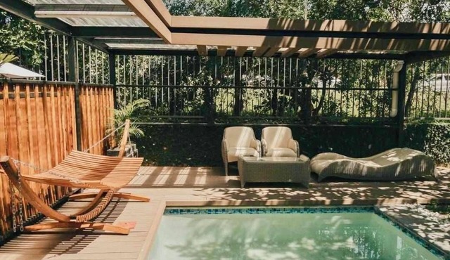 Kingsland apartment