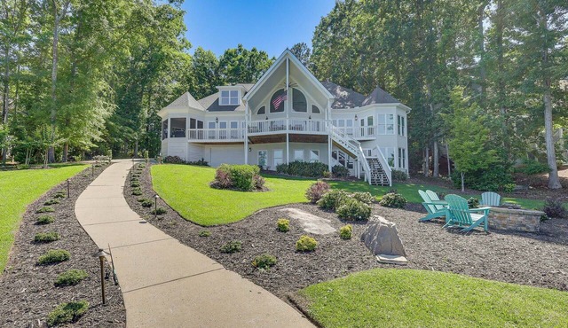 Lake Lyfe Oconee - Game Room, Dock, Firepit