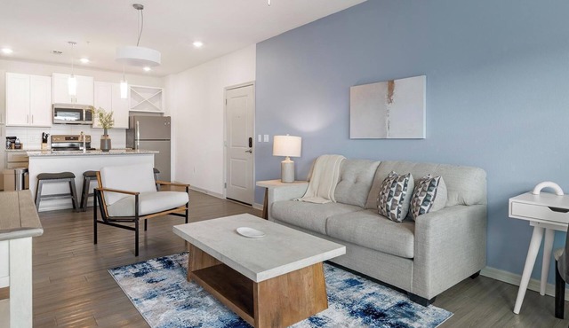 Landing | Modern 1BD, Game Room
