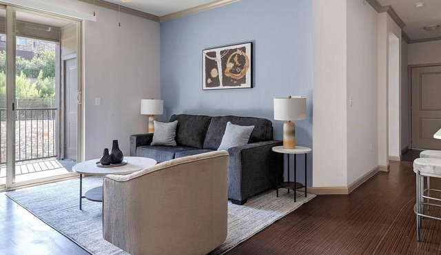 Landing | Stylish 2BD, Yoga Studio, Gym