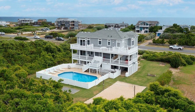 Latitude Adjustment: 1-Min Walk Beach, Pool, Hot Tub