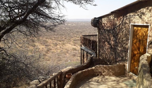 Lentswe Lodge