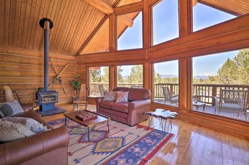 Log home with Mntn Views! Gas Fire Pit, Sleeps 10