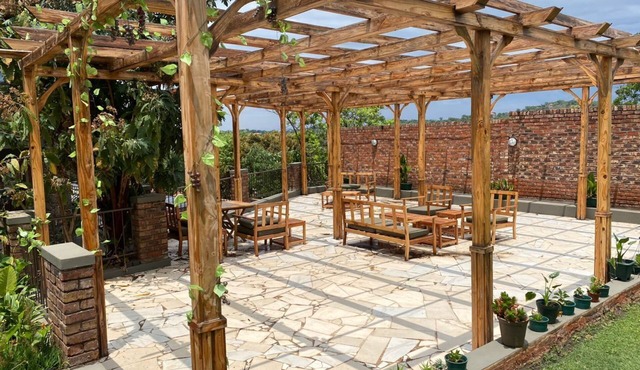 Lovely safari room in Harare - 2181