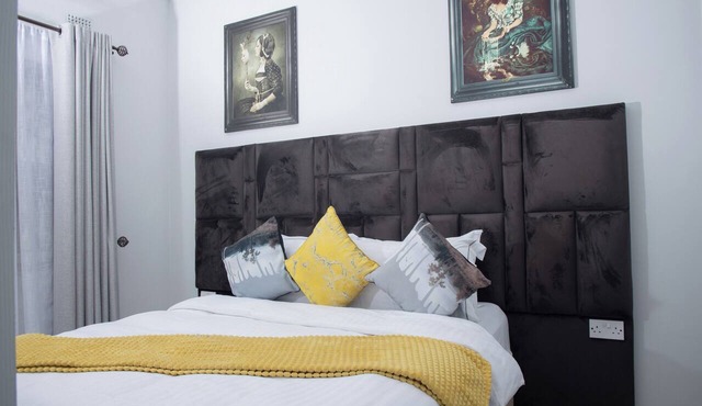 Luxury 2 Bed Self Catering Apartment in Masvingo