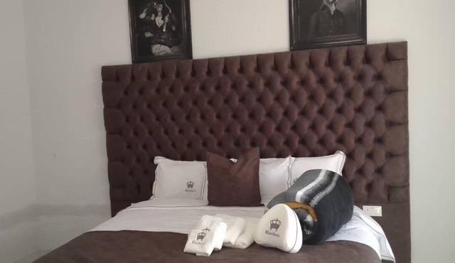 Luxury 3 Bedroom Self Catering Apartment- Masvingo