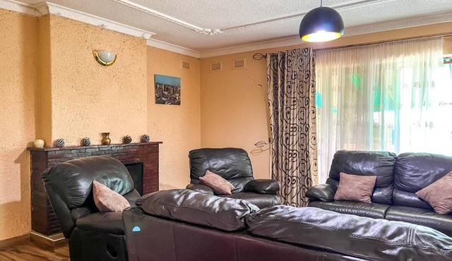 Micasa 5 Bedroomed BnB Gweru