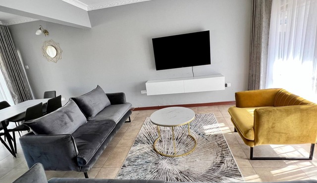 Modern Rental Apartment Located in Ibex Hill.