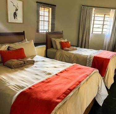 Mokolodi Nature Reserve Elephant Rock Chalets