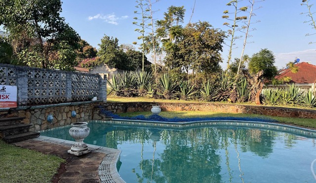 Mutare Manor : The Upstairs - 2307