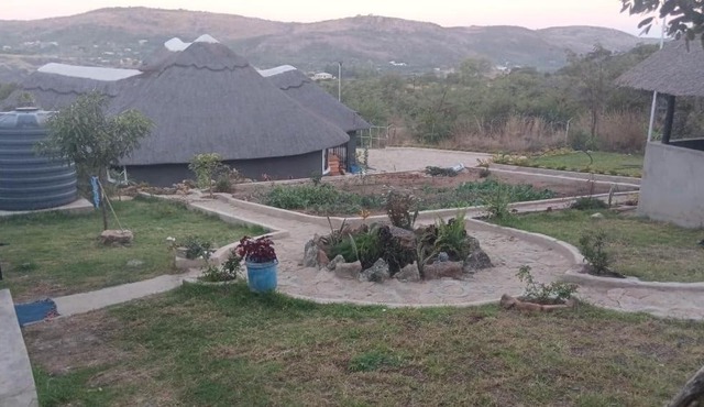 MW Lodge Set in the Beauty of the Domboshawa Rocks