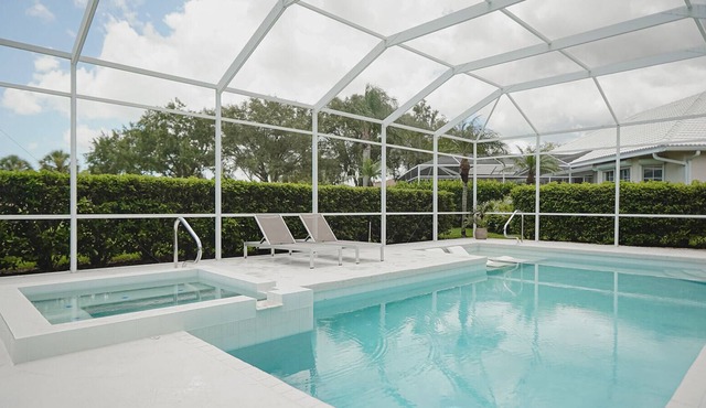 NEW Renovated, fully furnished home in a STONEYBROOK Golf community