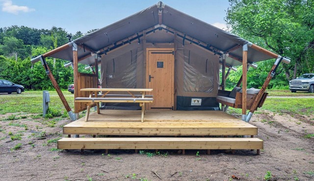 New River Safari Tent Getaway