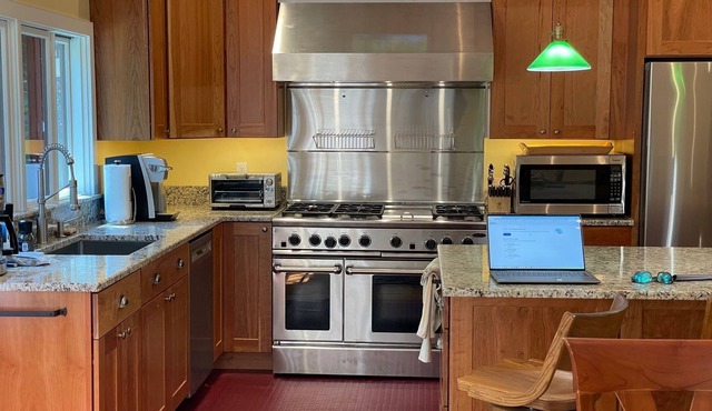 Newly Renovated Luxury Vacation Rental Near Brattleboro and Mount Snow