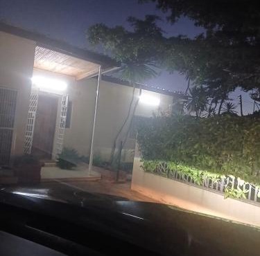 One Bedroomed Apartment - 200 Meters from Manda Hill Mall