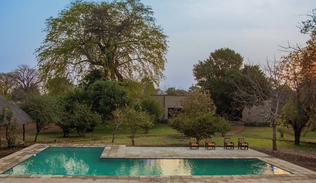 Oxpecker Safari Lodge