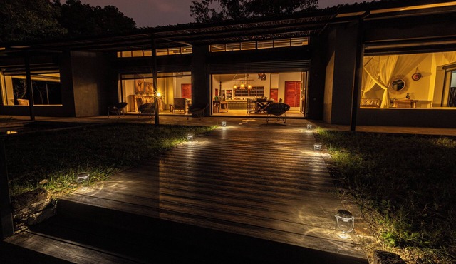 Private Safari House, 5 minutes from South Luangwa National Park