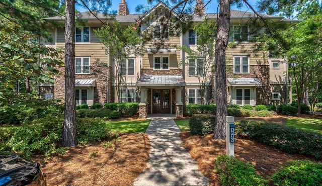 Rare 3 Bedroom Reynolds Retreat