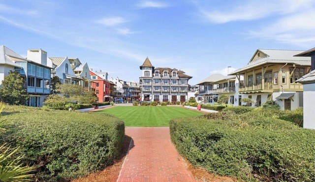 Rosemary Beach | Sleeps 6 | Seaglass At Rosemary | Pools | Balcony