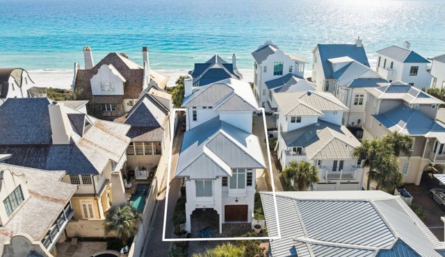 Rosemary Luxe: Private Pool, Spa, STEPS to Beach! Gulf Views!