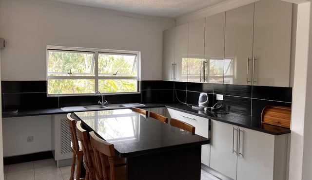 Rustic 3 bedroom Cottage - 2267