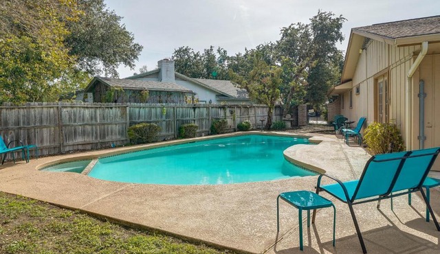 San Antonio Home w/Private Pool: 5 Mi to Downtown