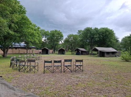 Se xaxa Camp