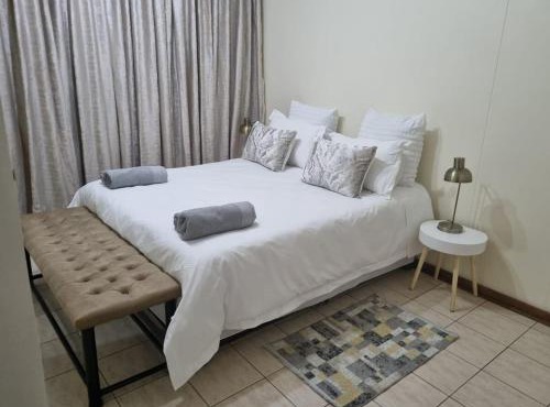 Serene Apartment at Arlington with power backup