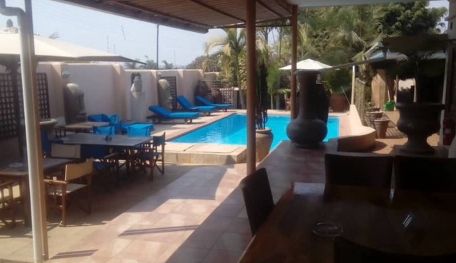 Shamba Lodge