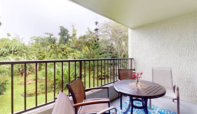 Sleek Waterfront Condo w/a Shared Pool, Fast WiFi, & a Full Kitchen