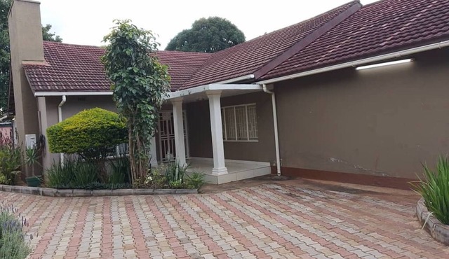 Spacious 4-Bedroom Secure Home in Prime Sunningdale, Near Embassies and Malls.