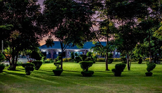 STAY SIMPLE LODGE