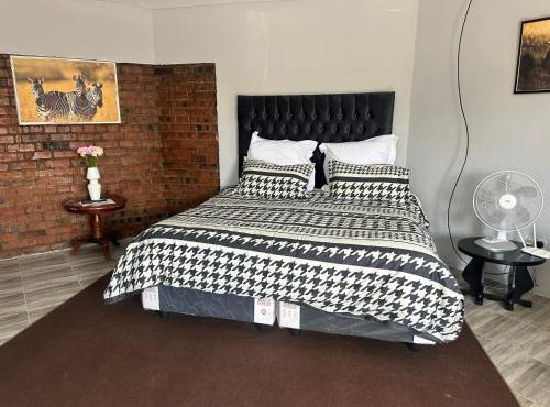 Staylax guesthouse